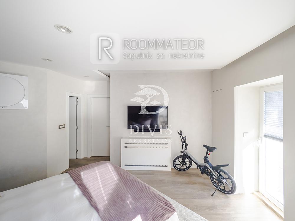 Slika 6 - Vojvode Savatija, Trosoban stan na prodaju, 158m2, 550.000€